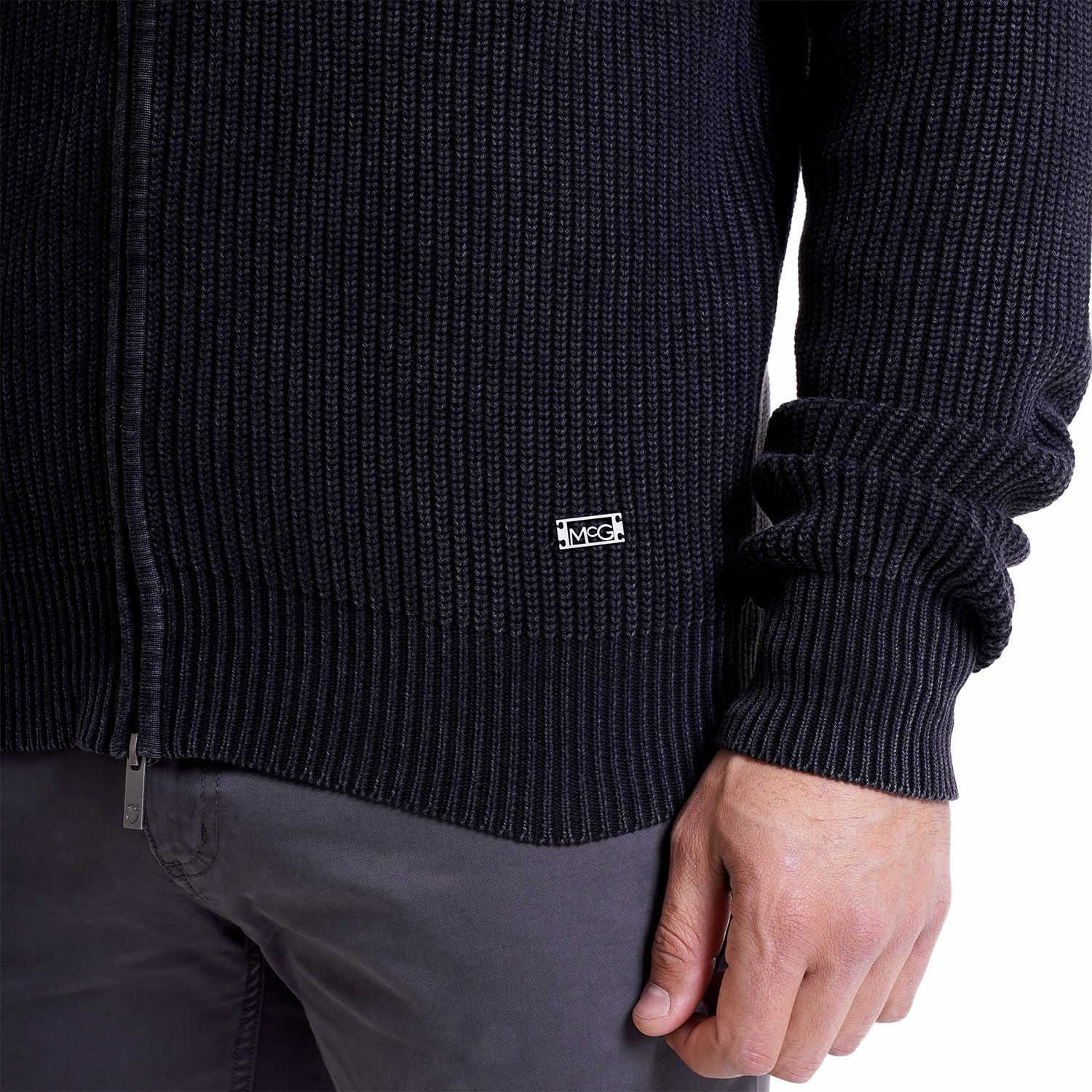 Sweater Manga Larga Liso Cierre Completo